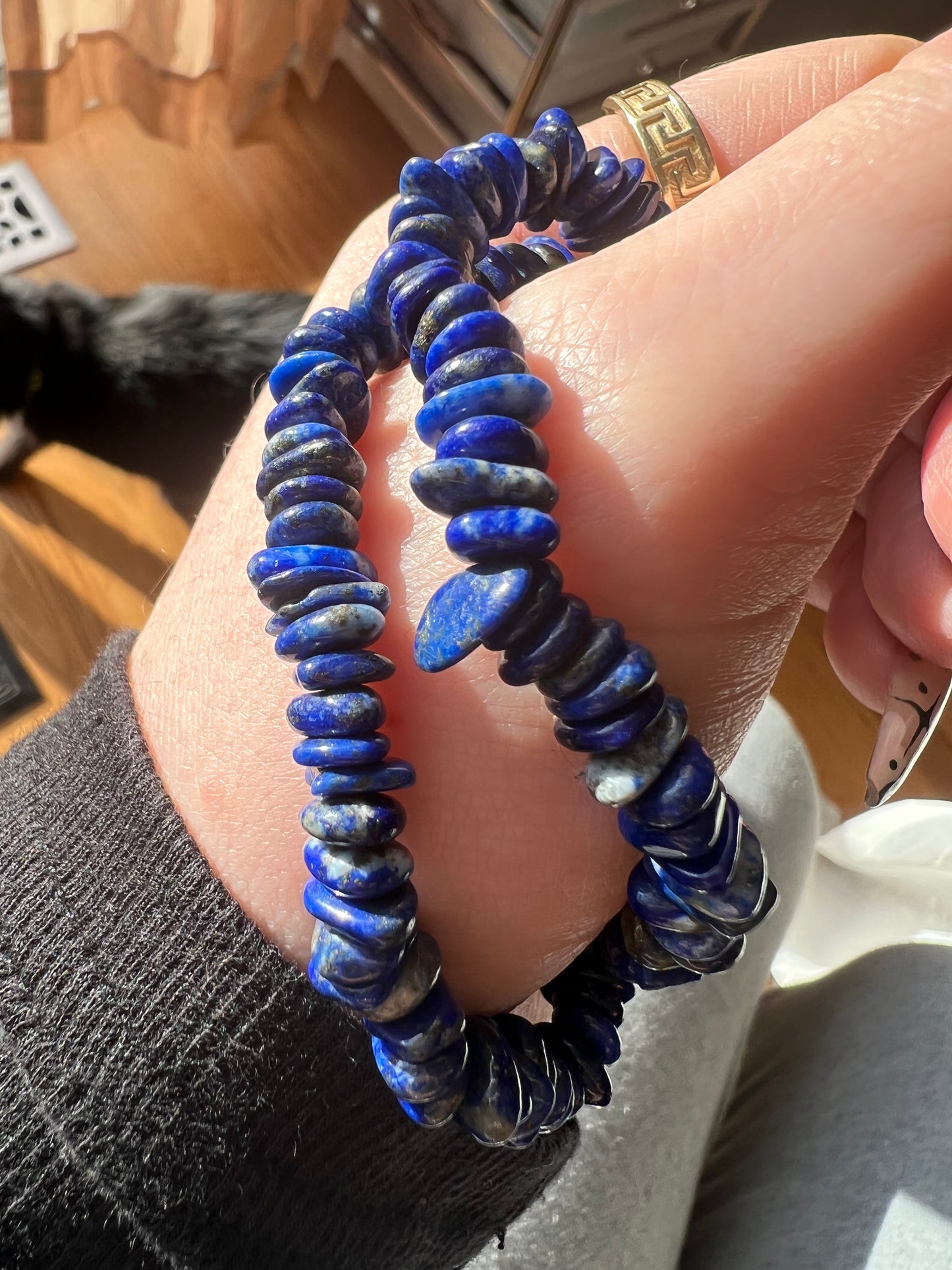 Lapis lazuli chip bracelet