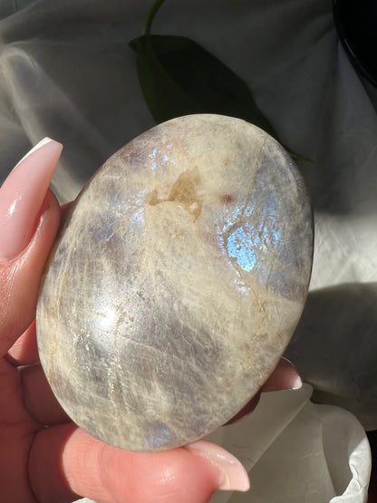 Blue Flash Moonstone Palm Stone